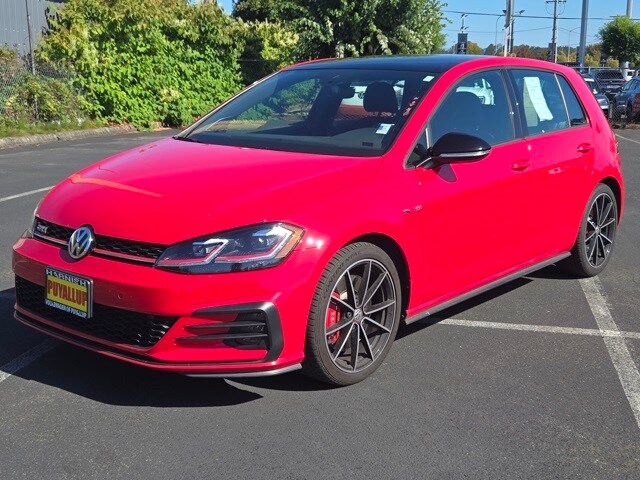 2021 Volkswagen Golf GTI Autobahn photo 2