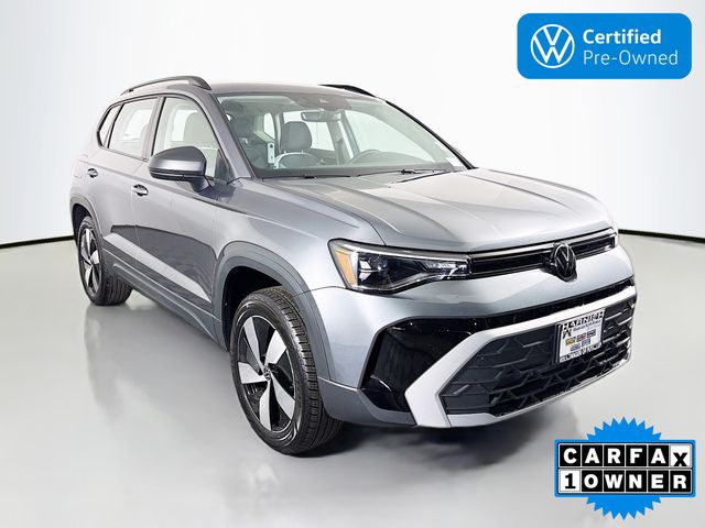 2025 Volkswagen Taos 1.5T S 4Motion's photo