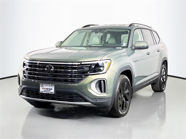 2025 Volkswagen Atlas SE Technology photo 3