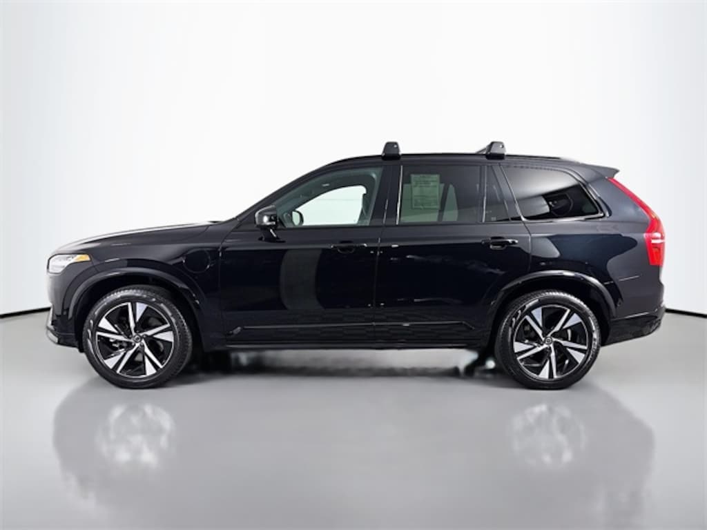 Used 2022 Volvo XC90 Recharge Plug-In Hybrid T8 R-Design Extended Range 7P SUV