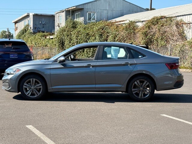 2024 Volkswagen Jetta 1.5T SE photo 2