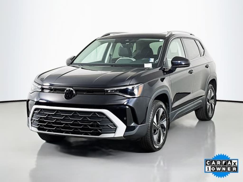 Used 2025 Volkswagen Taos 1.5T SE SUV