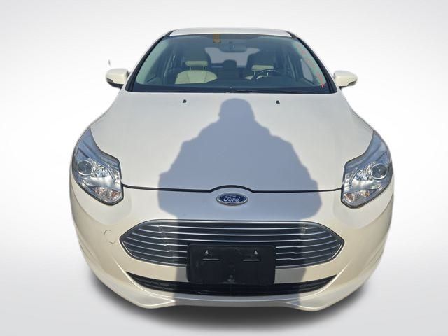 Used 2013 Ford Focus Electric with VIN 1FADP3R43DL153924 for sale in Puyallup, WA