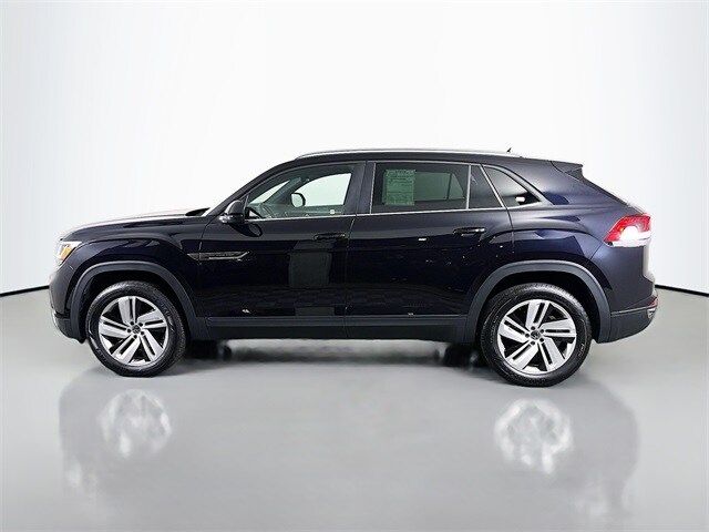 2023 Volkswagen Atlas Cross Sport SE Technology photo 2