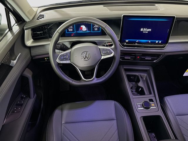 2025 Volkswagen Tiguan SE - Photo 23