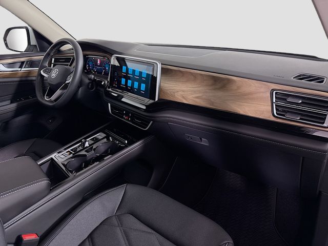 2026 Volkswagen Atlas SE w/Tech - Photo 30