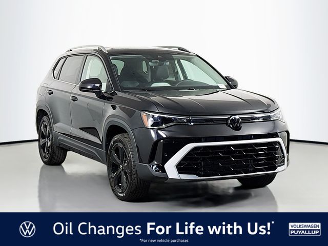 2026 Volkswagen Taos 1.5T SEL 4Motion's photo