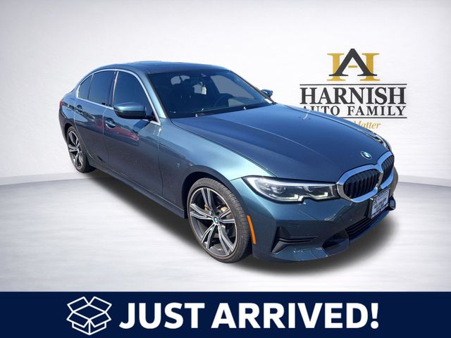 2021 BMW 3 Series 330i Sedan's photo