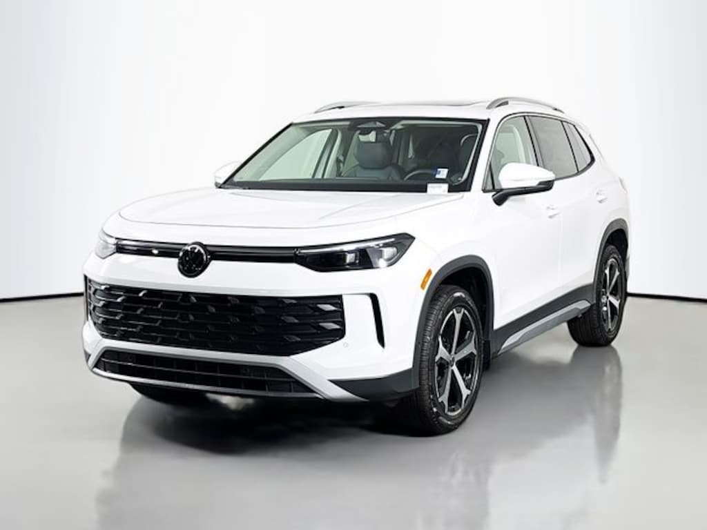 New 2026 Volkswagen Tiguan 2.0T SE SUV