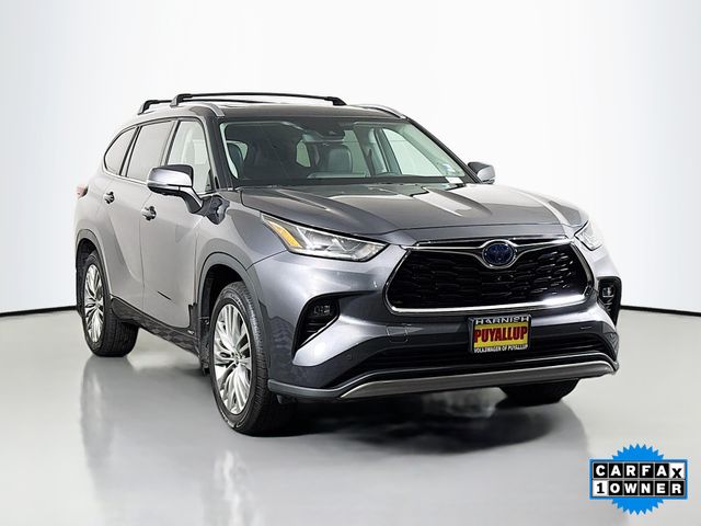 2023 Toyota Highlander Platinum's photo
