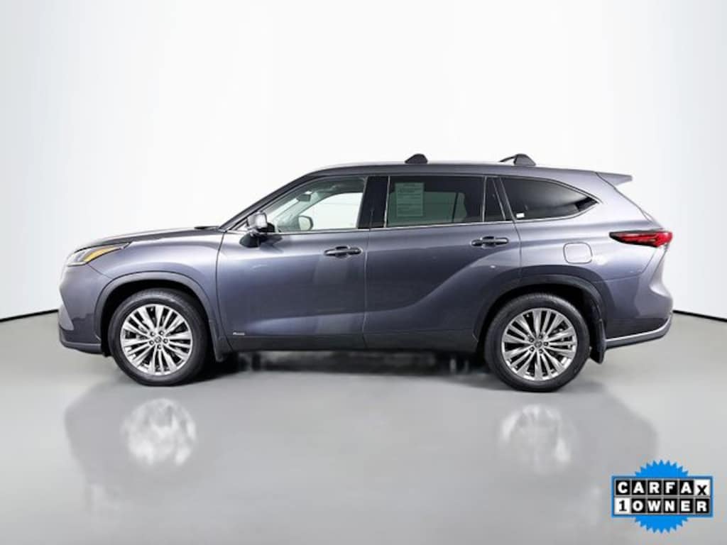 Used 2023 Toyota Highlander Hybrid Platinum SUV
