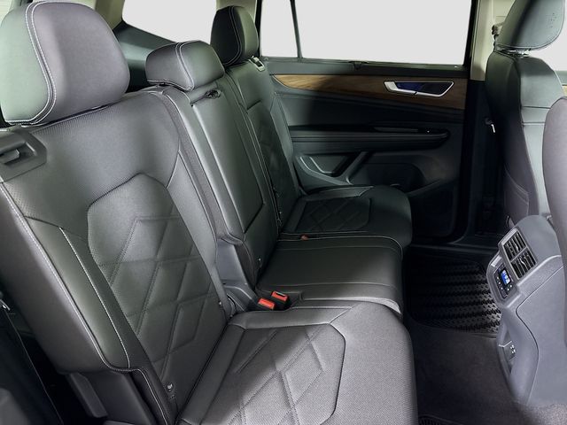 2026 Volkswagen Atlas SE w/Tech - Photo 30