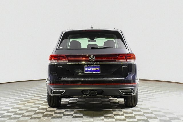 2025 Volkswagen Atlas SEL photo 2