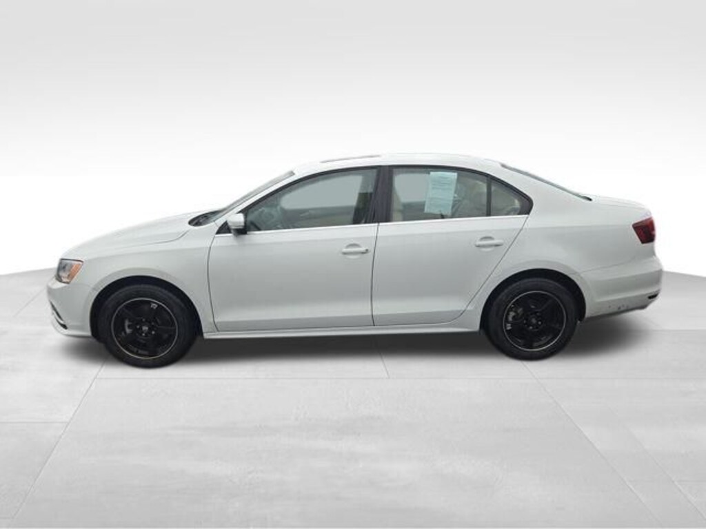 Used 2016 Volkswagen Jetta 1.4T SE Sedan