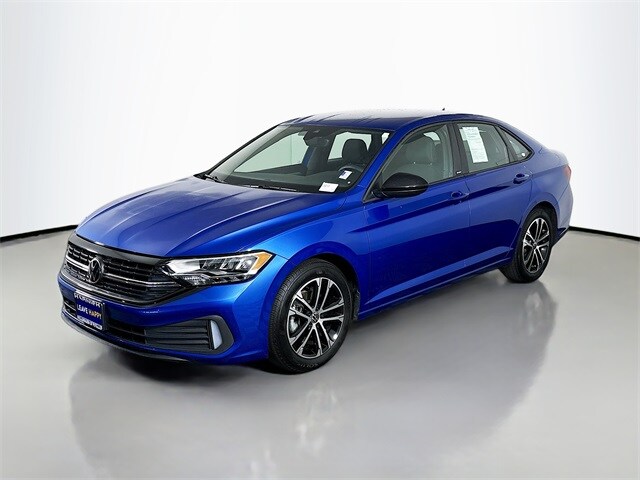 2024 Volkswagen Jetta 1.5T Sport photo 3
