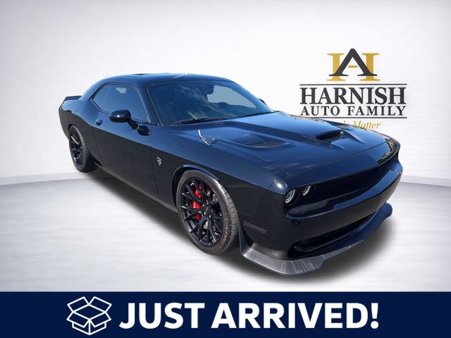2016 Dodge Challenger SRT Hellcat's photo