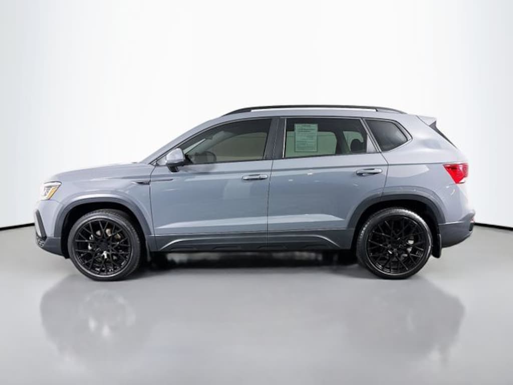 Used 2022 Volkswagen Taos 1.5T SEL SUV
