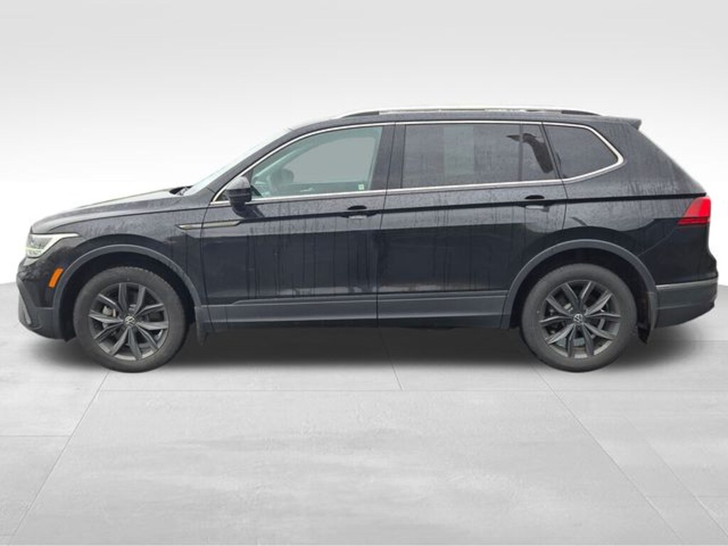 Used 2023 Volkswagen Tiguan 2.0T SE SUV