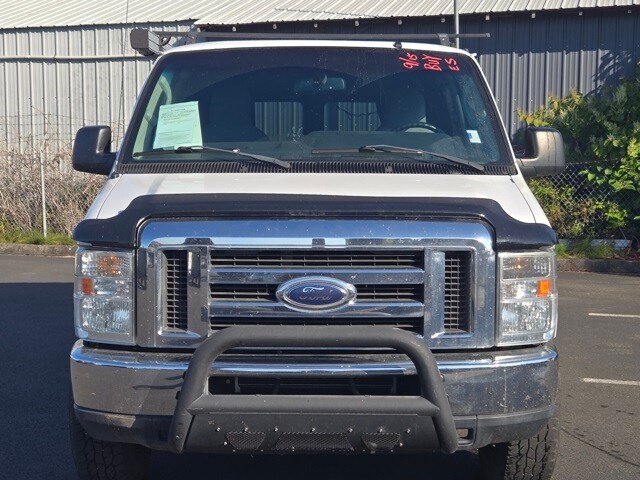 2013 Ford E-350 photo 2