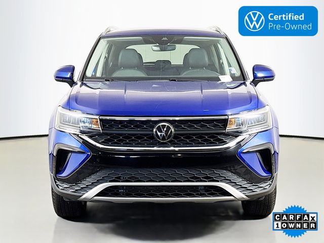2024 Volkswagen Taos SE photo 2