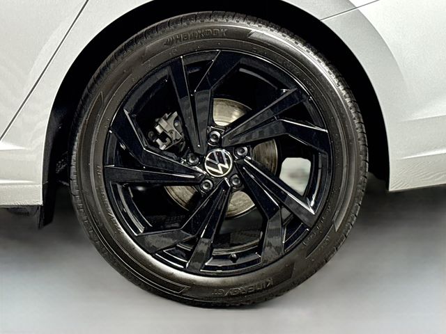 2026 Volkswagen Jetta SE - Photo 31