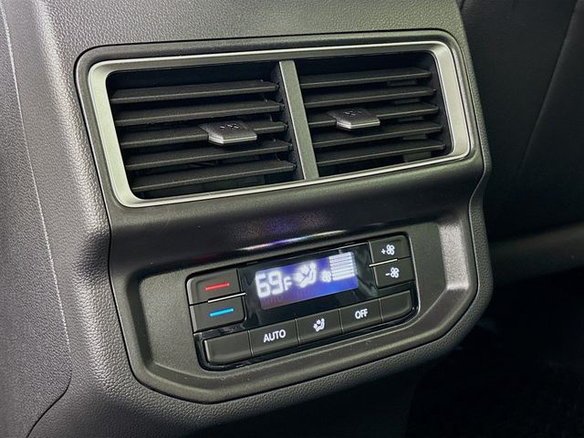 2026 Volkswagen Atlas SE w/Tech - Photo 25
