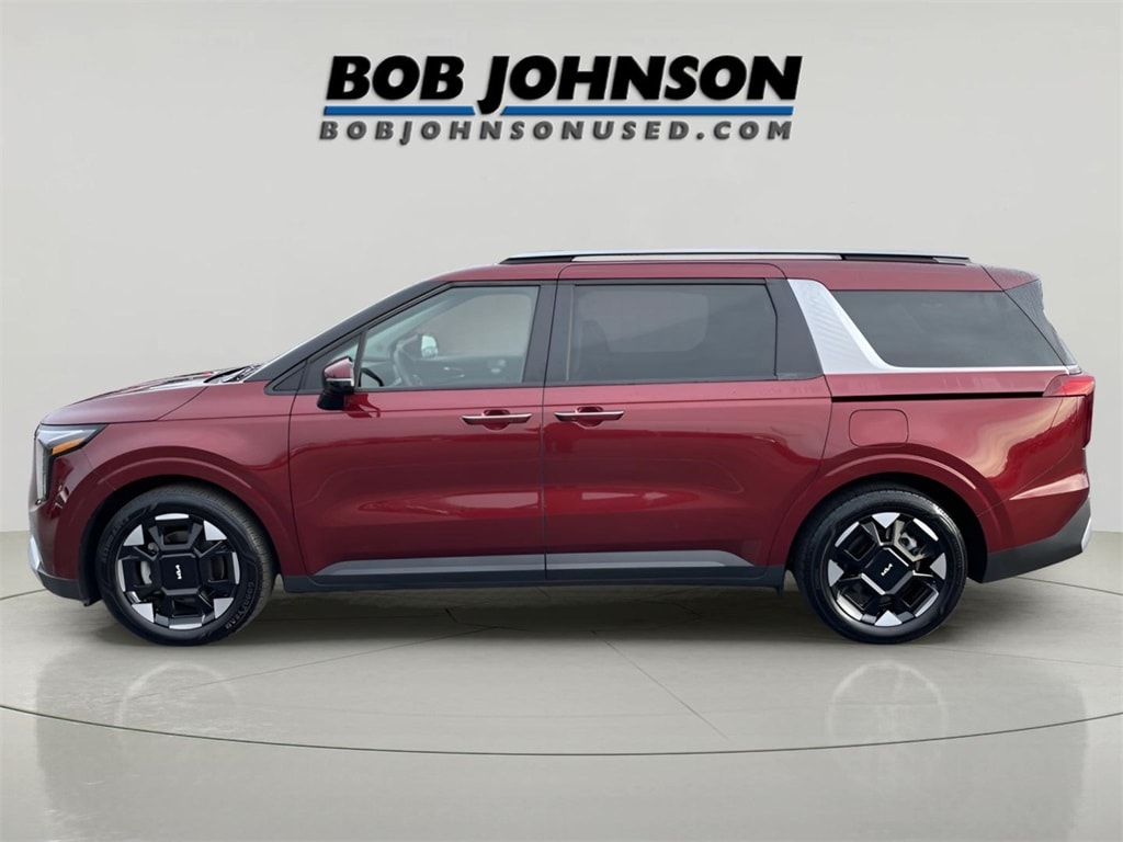 Used 2025 Kia Carnival EX Minivan/Van