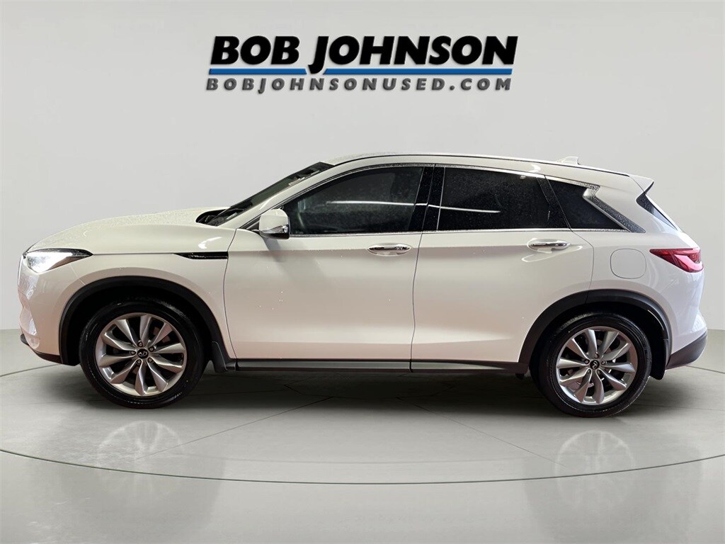 2021 Infiniti QX50 PURE AWD photo 2