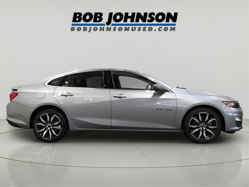 2023 Chevrolet Malibu RS photo 3