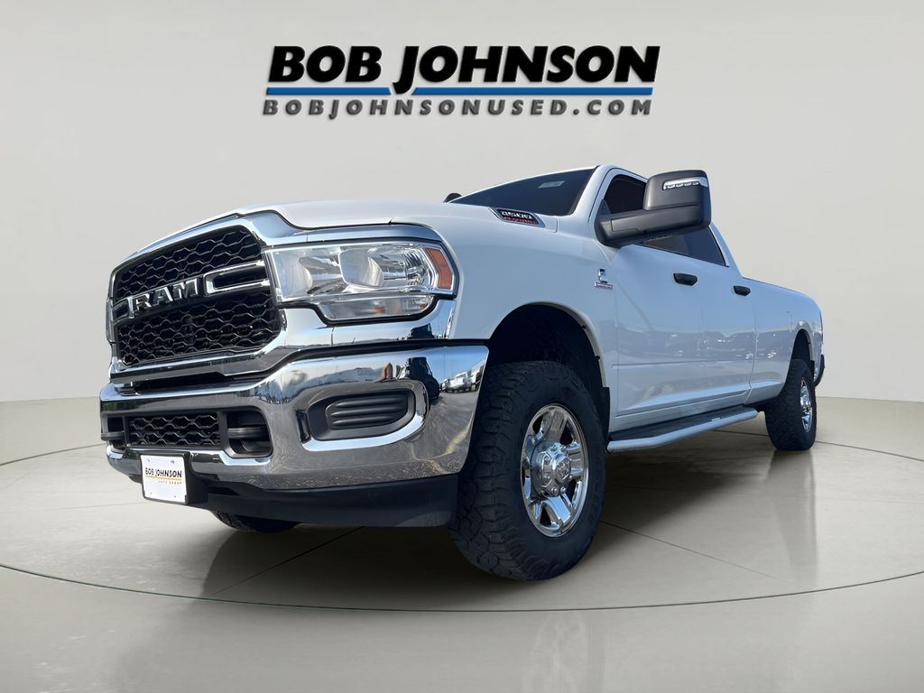 2023 Ram 3500 Tradesman photo 3