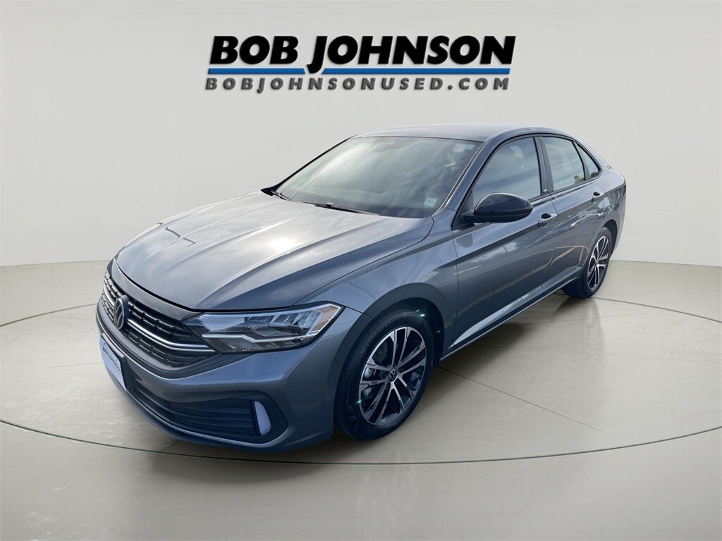 2024 Volkswagen Jetta 1.5T Sport photo 2