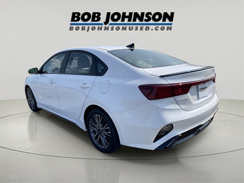 2023 Kia Forte GT-Line photo 4