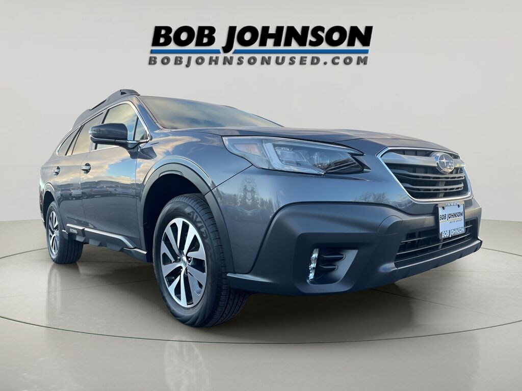 Used 2022 Subaru Outback Premium SUV