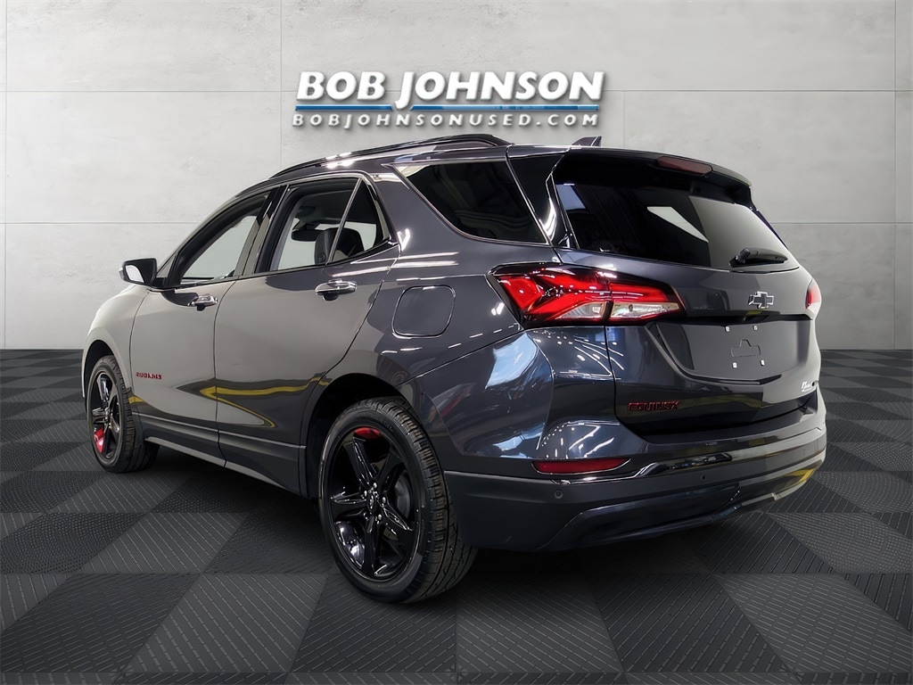 Used 2022 Chevrolet Equinox Premier with VIN 3GNAXXEV2NS210507 for sale in Rochester, NY