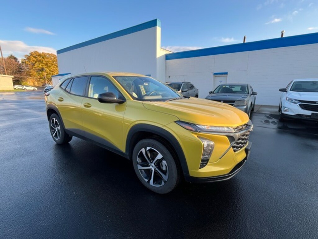 Used 2024 Chevrolet Trax 1RS SUV