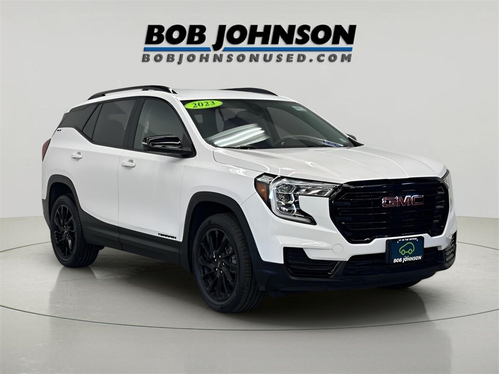 2023 Gmc Terrain SLE Elevation photo 2