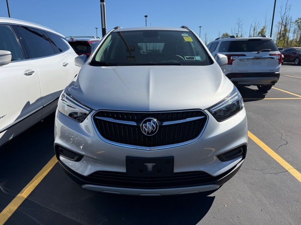 2022 Buick Encore Preferred photo 2