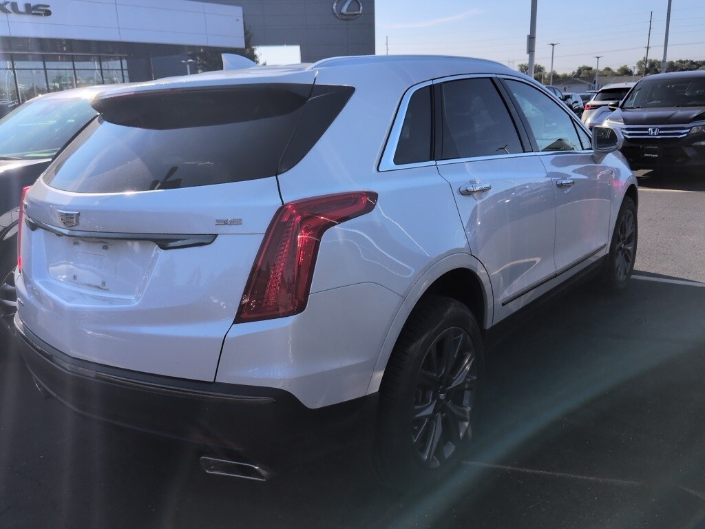 2019 Cadillac XT5 Luxury photo 4