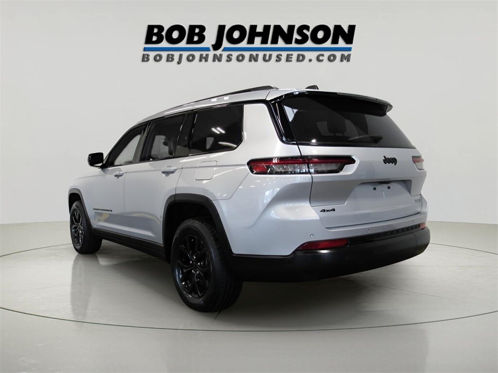 2024 Jeep Grand Cherokee Altitude photo 4