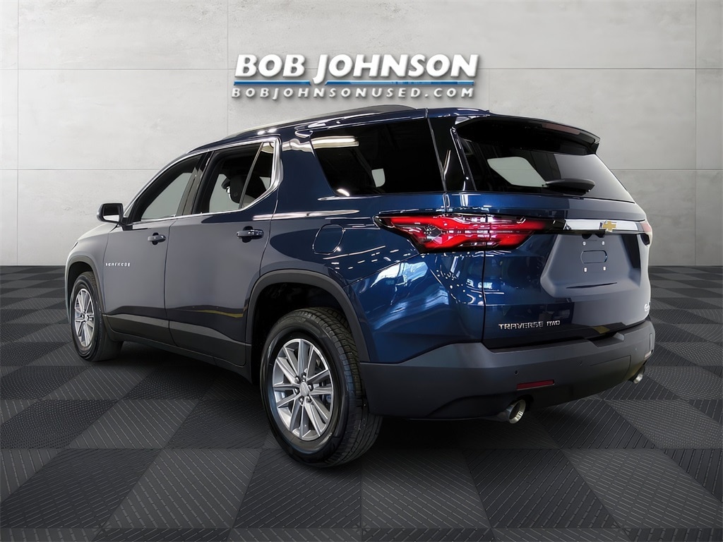 Used 2023 Chevrolet Traverse 1LT with VIN 1GNEVGKW0PJ105263 for sale in Rochester, NY