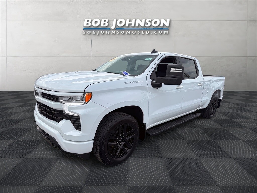 Used 2023 Chevrolet Silverado 1500 RST with VIN 3GCUDEED4PG354835 for sale in Rochester, NY