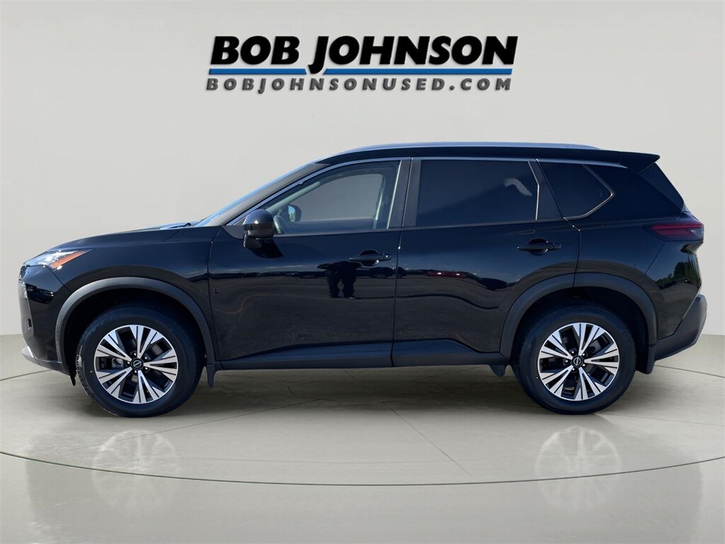 2023 Nissan Rogue SV AWD photo 3