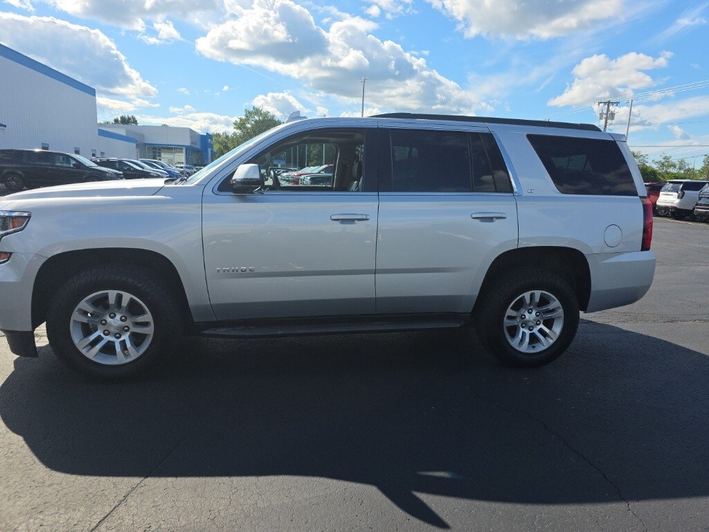 2018 Chevrolet Tahoe LT photo 3