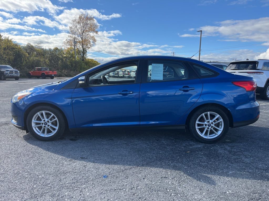 2018 Ford Focus SE photo 3