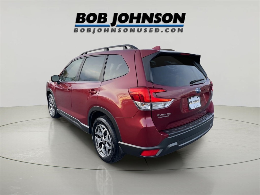 Used 2023 Subaru Forester Premium SUV
