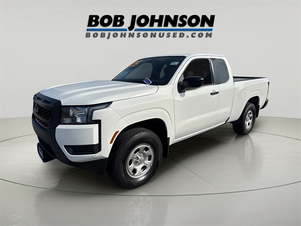 2025 Nissan Frontier King Cab S photo 3