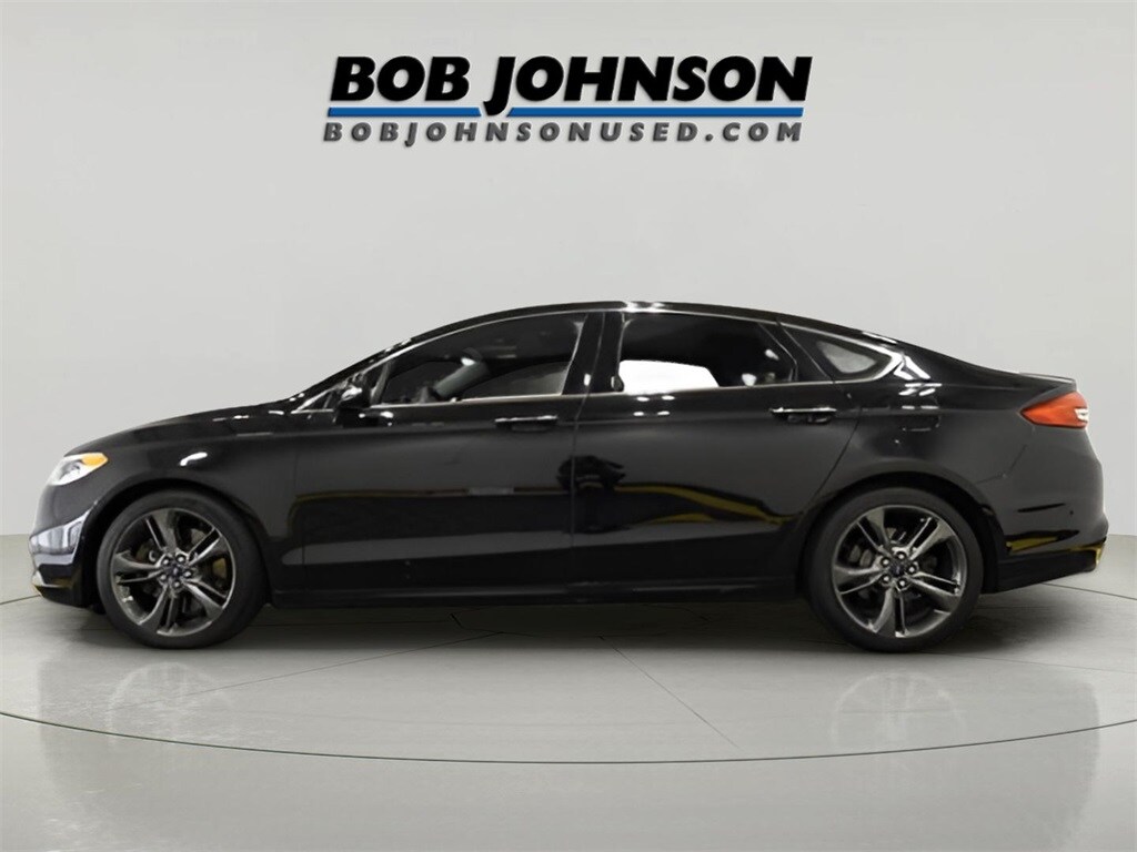 2017 Ford Fusion Sport photo 4