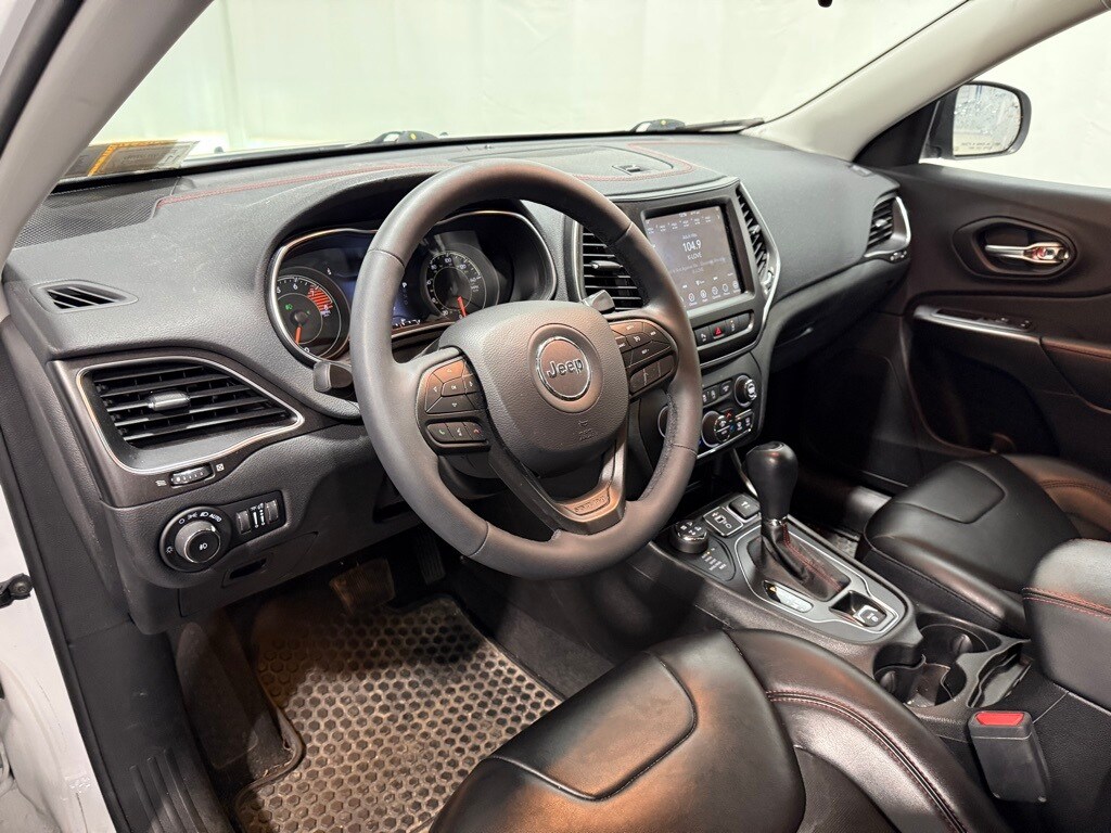 Used 2021 Jeep Cherokee Trailhawk SUV