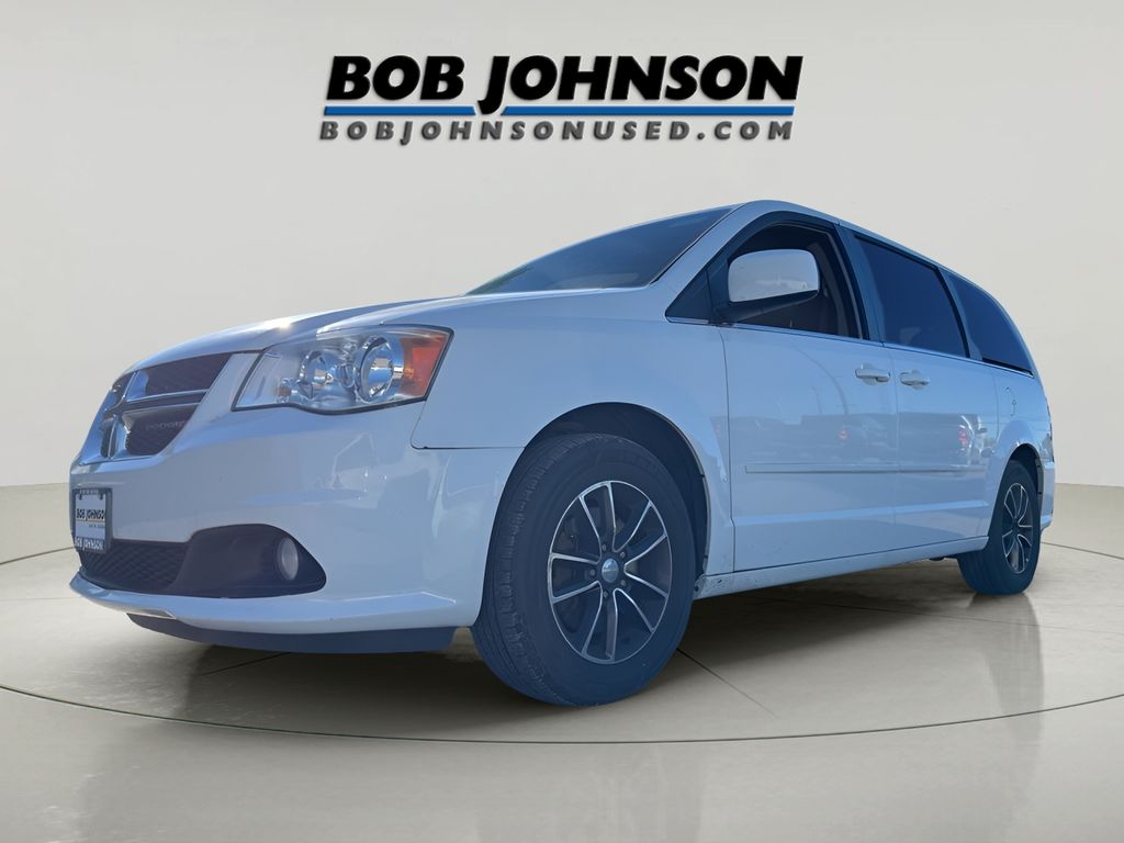 2017 Dodge Grand Caravan SXT photo 3