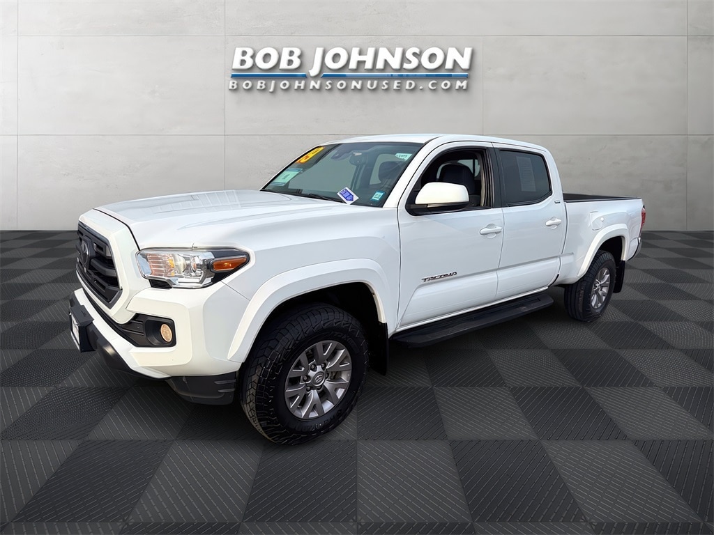 Used 2019 Toyota Tacoma SR5 with VIN 3TMDZ5BN4KM061980 for sale in Rochester, NY